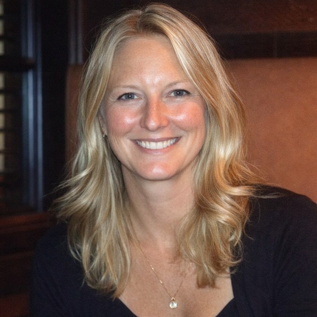 Photo of Dawn Kelly